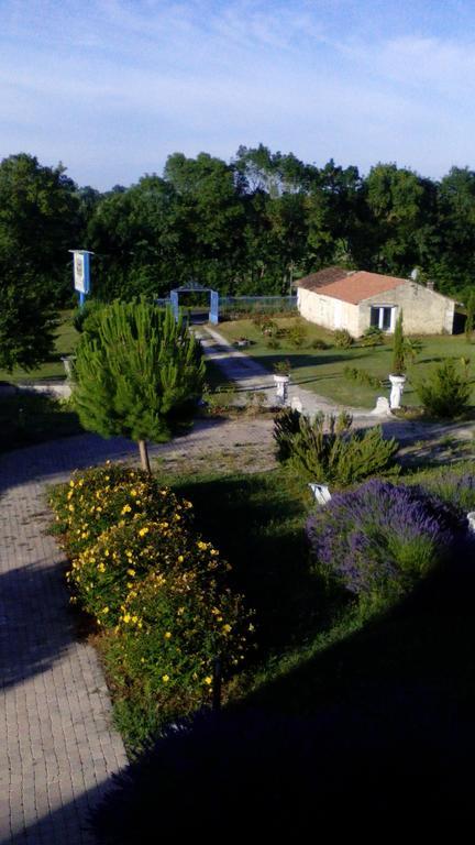 Chateau Sainte-Marie Dompierre-sur-Charente Ngoại thất bức ảnh